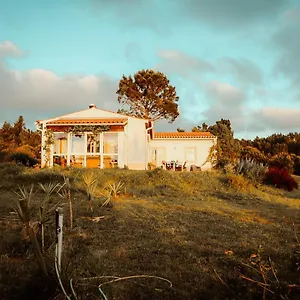  Alojamento de Turismo Rural Monte Da Urze - Portugal